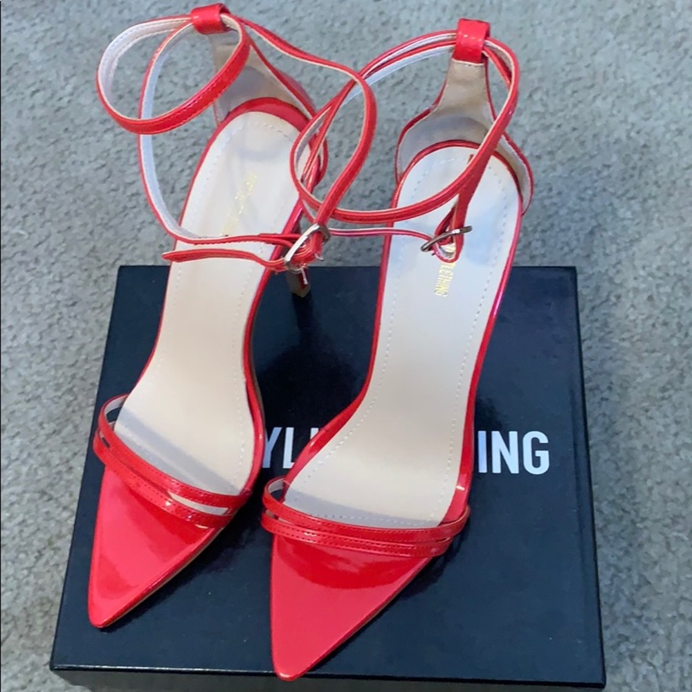 Red point patten high heel